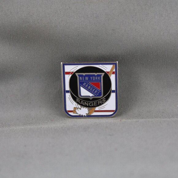 New York Rangers Pin (VTG) - Slapshot Puck Logo - Stamped Pin - Picture 3 of 3